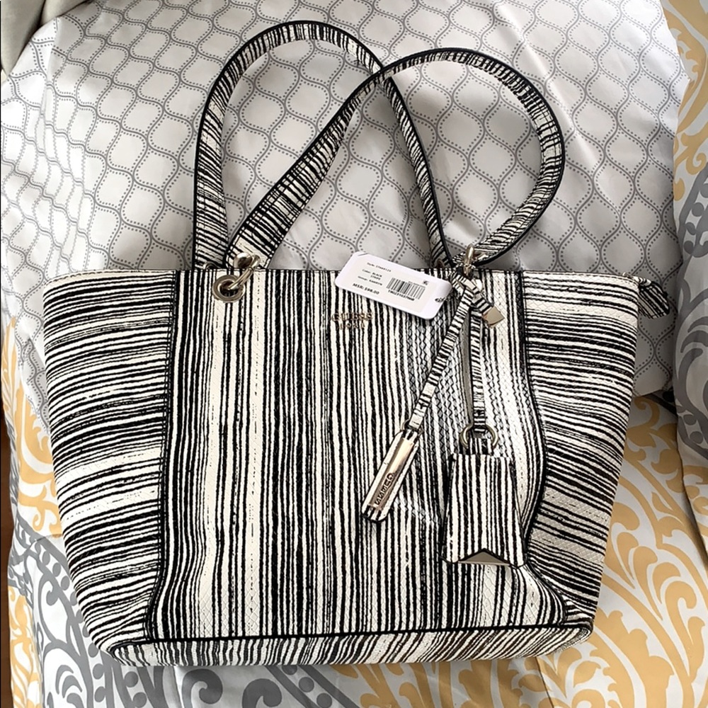 BNWT Guess Kamryn Black/White Stripe Purse